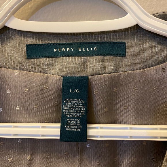 Perry Ellis suit vest - Picture 3 of 5